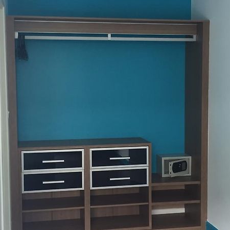 Baan Sanpluem Hua Hin Apartment Bagian luar foto